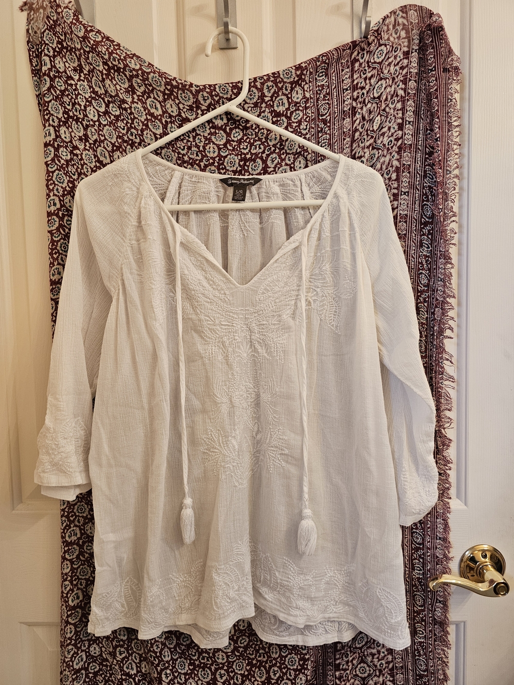 Tommy Bahama White Embroidered Tunic Top with Tassel Ties